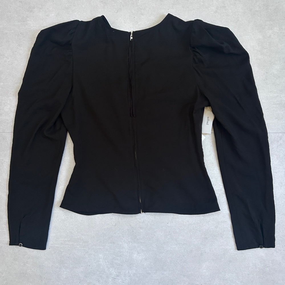 NWT Aritzia Wilfred Henrietta Blouse Black Ruched Puff Sleeve Size 8 - Picture 15 of 16